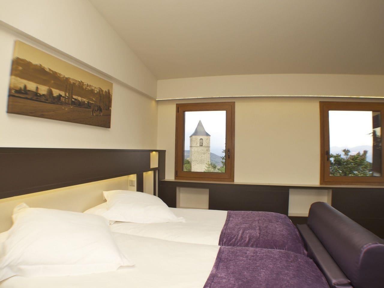 Hotel Mirador Lles Ngoại thất bức ảnh